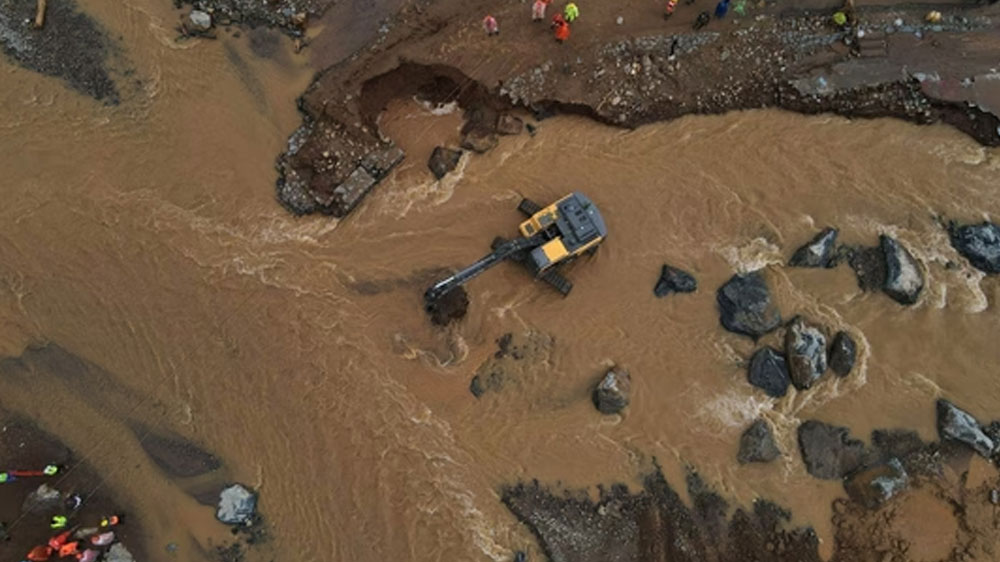 wayanad landslide 1 wayanad landslide 1 wayanad landslide 1