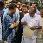 Union Minister Kumaraswamy visits Hindustan Machine Tools unit in Kerala