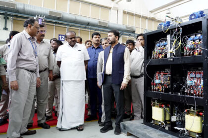 Union Minister HD Kumaraswamy visits BHEL factory