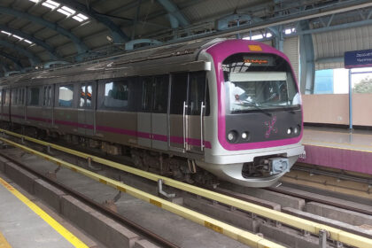 A child who jumped onto the metro track