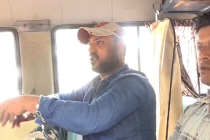 Accused breaking the window glass in the court