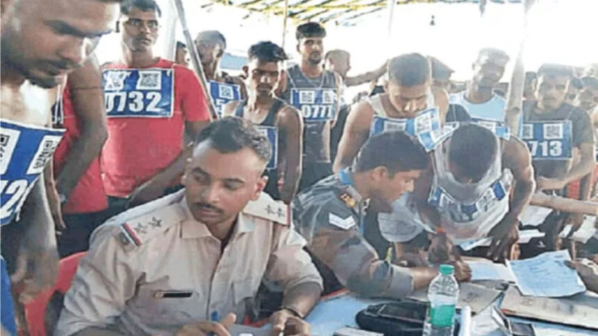 ಜಾರ್ಖಂಡ್ : ಕಾನ್ಸ್ಟೆಬಲ್ ನೇಮಕಾತಿ ದೈಹಿಕ ಪರೀಕ್ಷೆ ವೇಳೆ 3 ಅಭ್ಯರ್ಥಿಗಳ ಸಾವು 1 constable drive