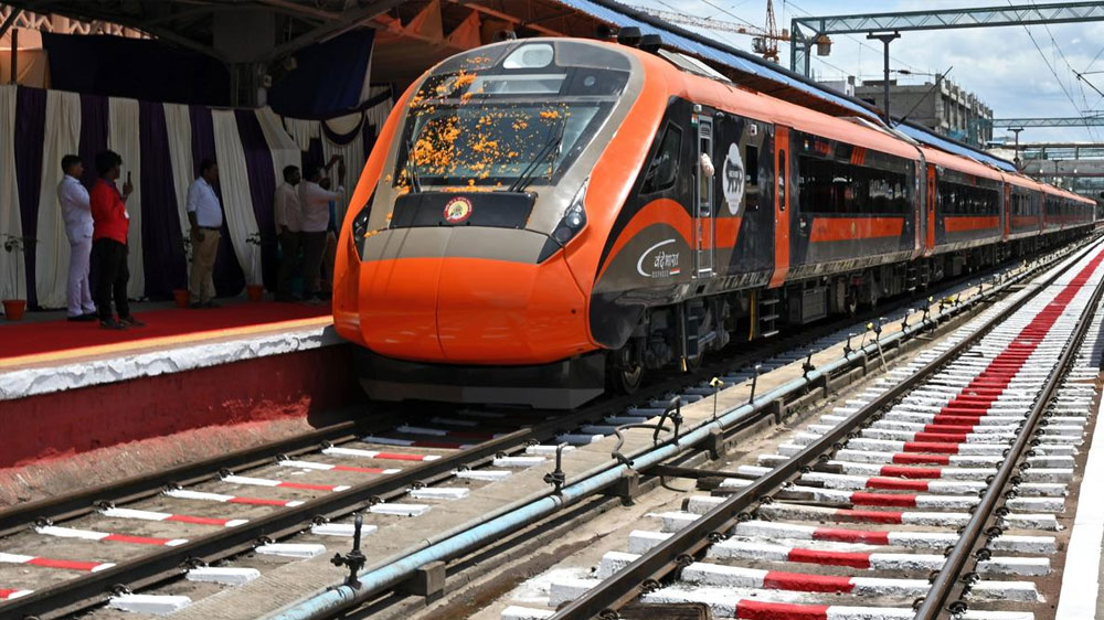 Train 4 Train 4 Train 4