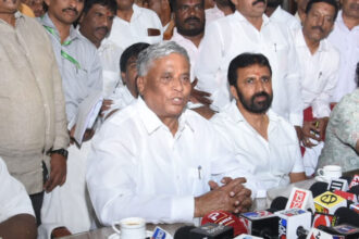 Action should be taken against whoever did wrong in Nagamangala riot : V. Somanna