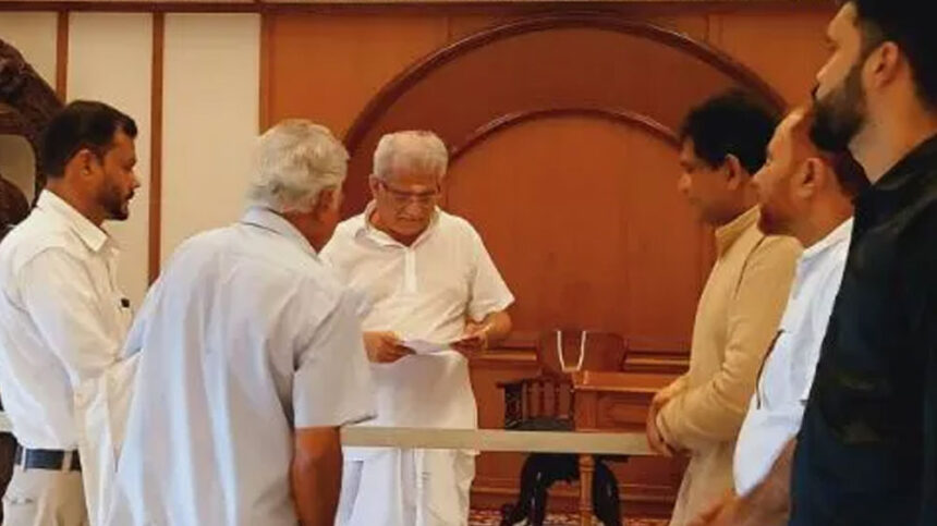 Muslim League Meet Veerendra Heggade demanded withdrawal of the Waqf Bill