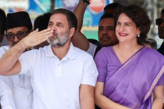 Rahul Gandhi And Priyanka Gandhi.