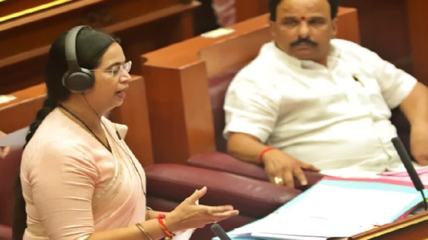 ದೇವದಾಸಿ ಮಹಿಳೆಯರಿಗೂ ಗೃಹಲಕ್ಷ್ಮೀ ಯೋಜನೆಯ ನೆರವು 1 Lakshmi Hebbalkar