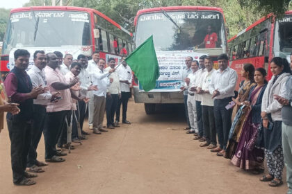 MLA Chimmanakkatti launches field visit tour for school children