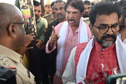 R. Ashok warns police who obstructed protest