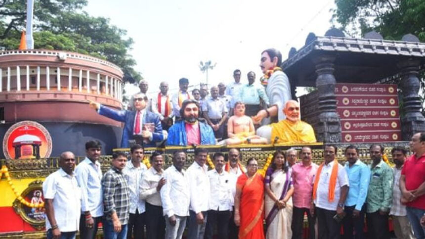 ಅನುಭವ ಮಂಟಪ-ಬಸವಾದಿ ಶರಣರ ವೈಭವ ರಥಯಾತ್ರೆಗೆ ಜಿಲ್ಲಾಧಿಕಾರಿಗಳಿಂದ ಚಾಲನೆ 1 Anubhava Mand Anubhava Mand Anubhava Mand