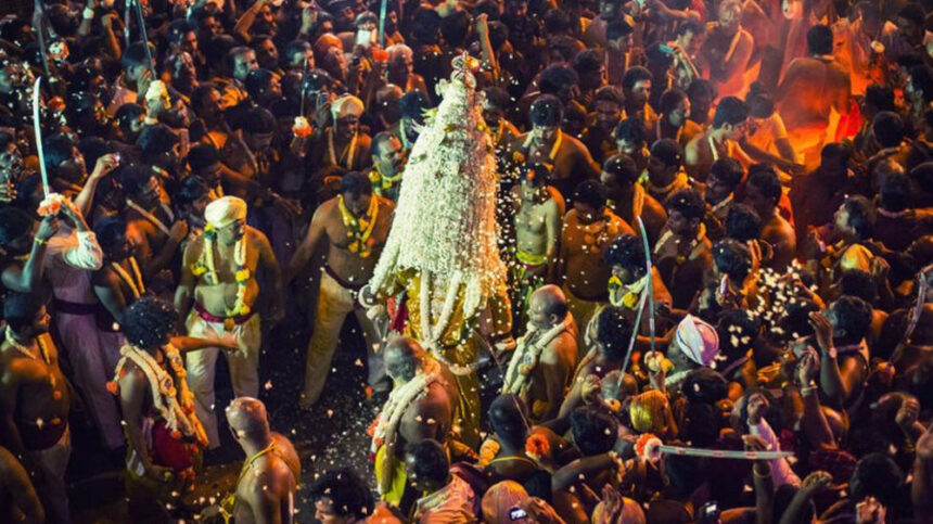 ಮೈಸೂರು ದಸರಾ ಮಾದರಿಯಲ್ಲಿ ಬೆಂಗಳೂರು ಕರಗ ಶಕ್ತ್ಯೋತ್ಸವ 1 Bangalore gears up for historic Karaga