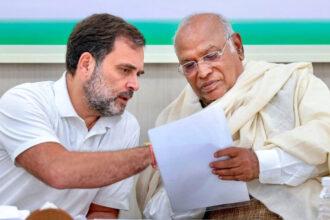 Rahul Gandhi And Mallikarjun Kharge