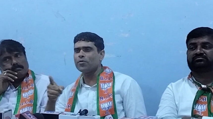 Rajeev Rajeev Rajeev