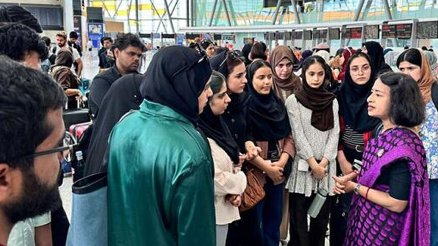 Indian Students Indian Students Indian Students