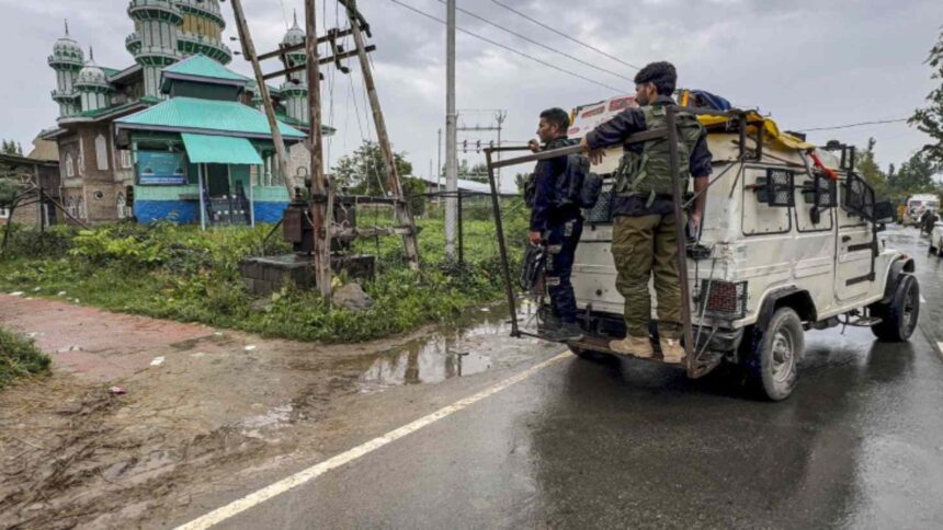 ಕಾಶ್ಮೀರದ ಕುಲ್ಗಾಮ್ ಜಿಲ್ಲೆಯಲ್ಲಿ ಇಬ್ಬರು ಉಗ್ರರು ಫಿನಿಷ್ 1 Kulgam Kulgam Kulgam