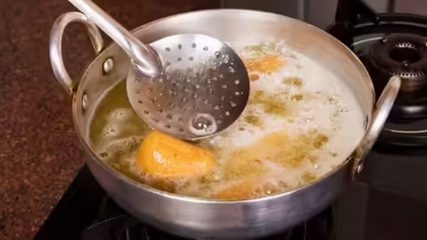 Boiling Oil Boiling Oil Boiling Oil