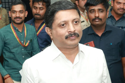 Byrathi Suresh Byrathi Suresh Byrathi Suresh