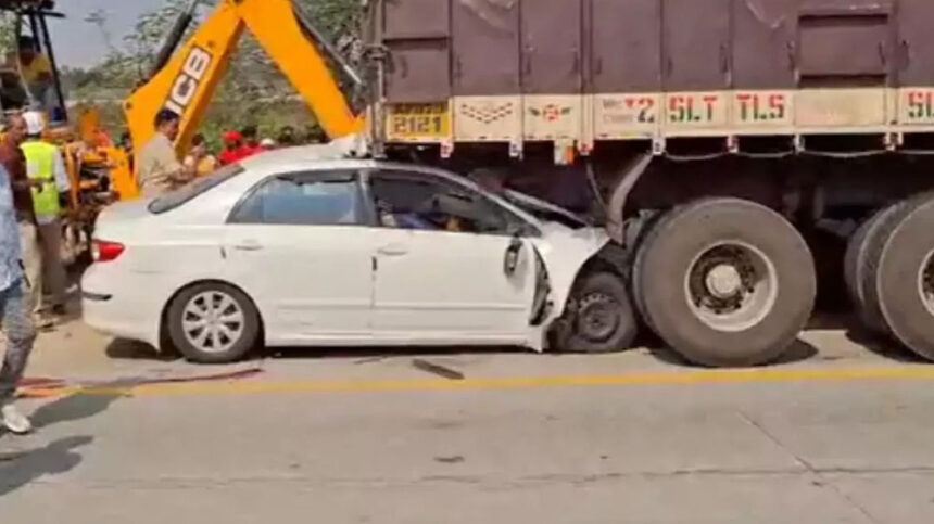 ಆಂಧ್ರದ ಚಿತ್ತೂರು ಜಿಲ್ಲೆಯಲ್ಲಿ ಭೀಕರ ರಸ್ತೆ ಅಪಘಾತ, ಬೆಂಗಳೂರು ಐದು ಮಂದಿ ಸಾವು 1 Ac Ac Ac