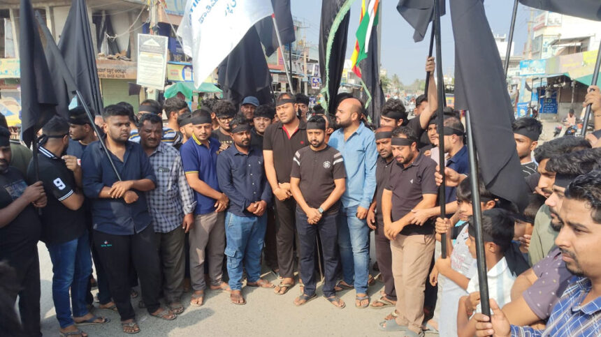 ಇರಾನ್ ಸುಪ್ರೀಂ ಲೀಡರ್ ಖಮೇನಿ ಹತ್ಯೆ : ಚಿಕ್ಕಬಳ್ಳಾಪುರದ ಅಲೀಪುರ ಗ್ರಾಮದಲ್ಲಿ ನೀರವ ಮೌನ 1 Alipura 01 Alipura 01 Alipura 01