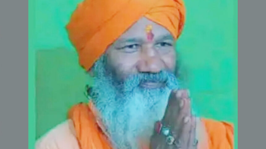 ರಾಯಚೂರು: ಜಗದ್ಗುರು ಶಿವಾನಂದ ಮಠದ ಪೀಠಾಧಿಪತಿ ಆತ್ಮಹತ್ಯೆ – ಮಾನಸಿಕ ಖಿನ್ನತೆ ಶಂಕೆ 1 Devendrappa Swamiji Devendrappa Swamiji Devendrappa Swamiji