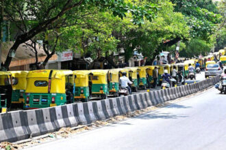 Auto Drivers Auto Drivers Auto Drivers